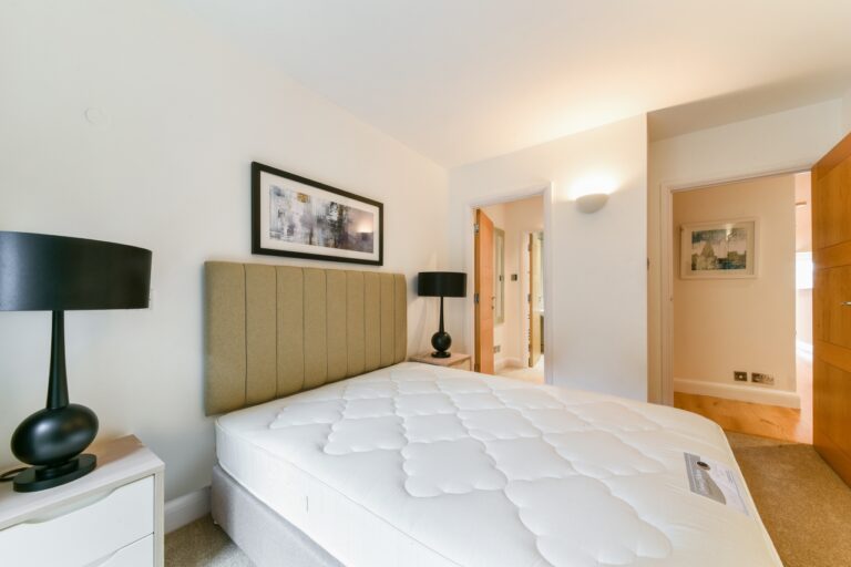 Benbow House, Southwark – 2-bedroom apartment — photo 5