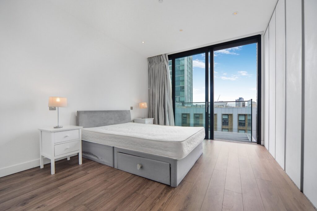Cashmere House, Aldgate – 3-bedroom apartment — photo 8