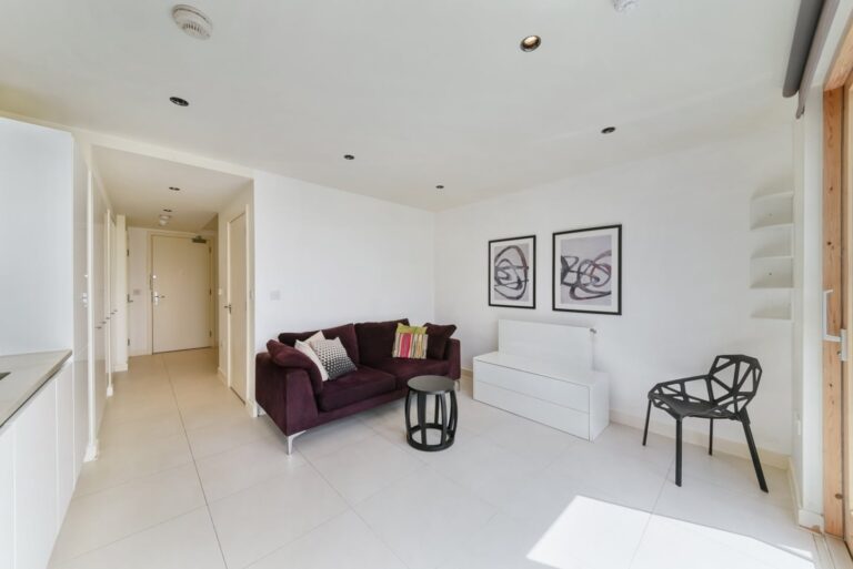 Cordage House, Wapping – studio apartment — photo 3
