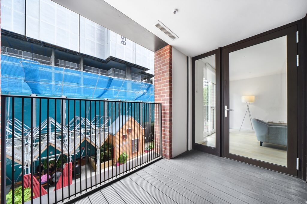 Weymouth Building, Elephant Park – 1-bedroom apartment — photo 12