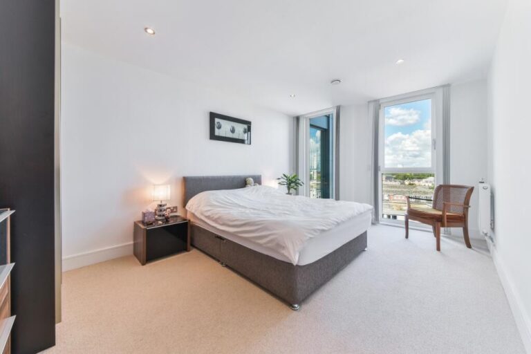 The Crescent, Deptford – 1-bedroom apartment — photo 4