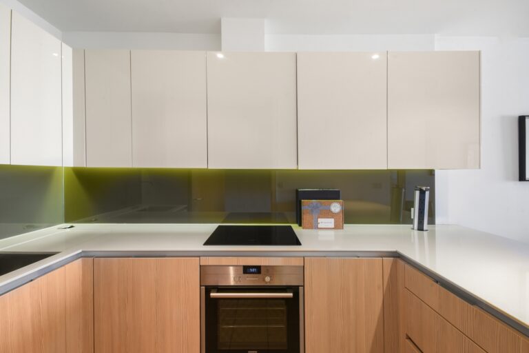 Spinnaker House, Battersea Reach, Wandsworth – 1-bedroom apartment — photo 5