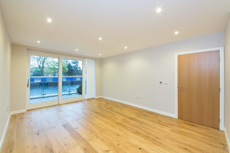 Waterfront Apartments, Maida Vale – 2-bedroom apartment — photo 3