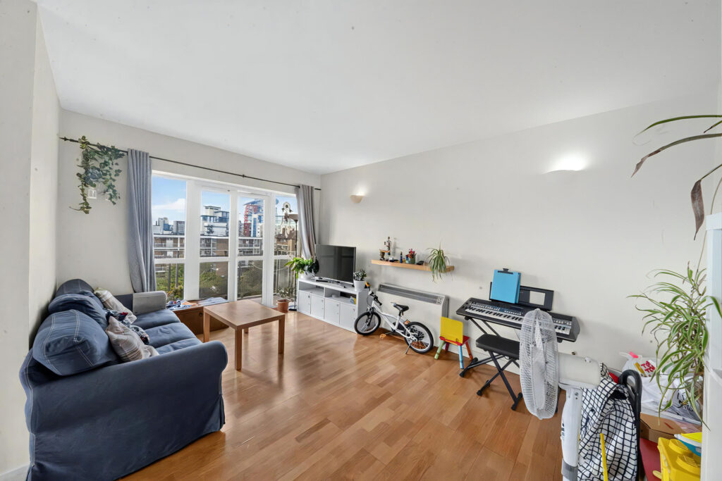 Jetty Court, Isle of Dogs – 2-bedroom apartment — photo 4
