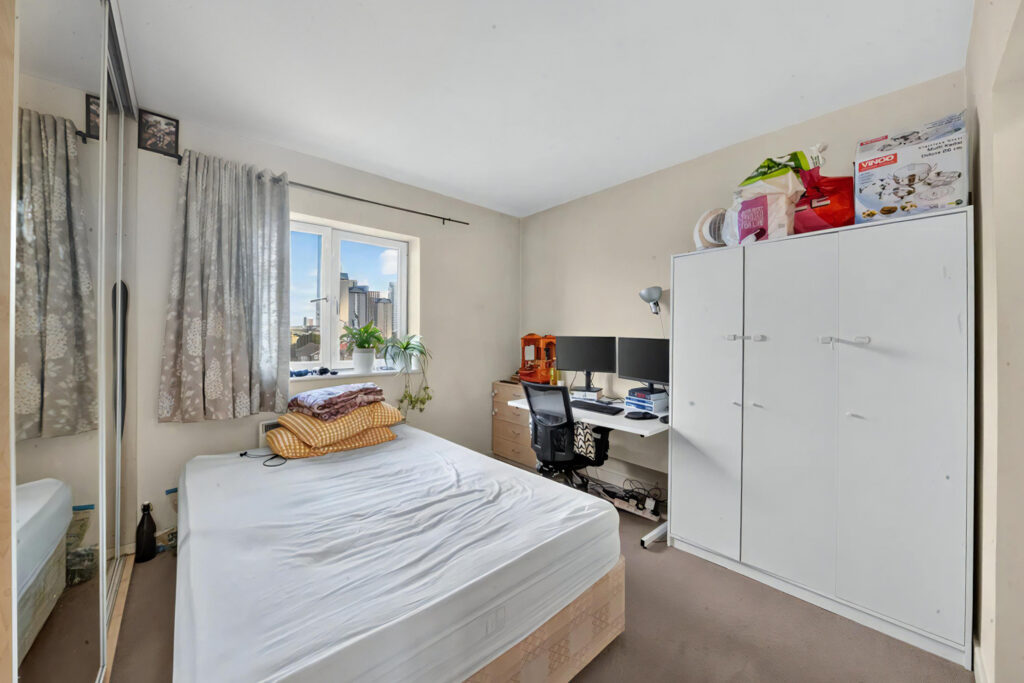 Jetty Court, Isle of Dogs – 2-bedroom apartment — photo 16