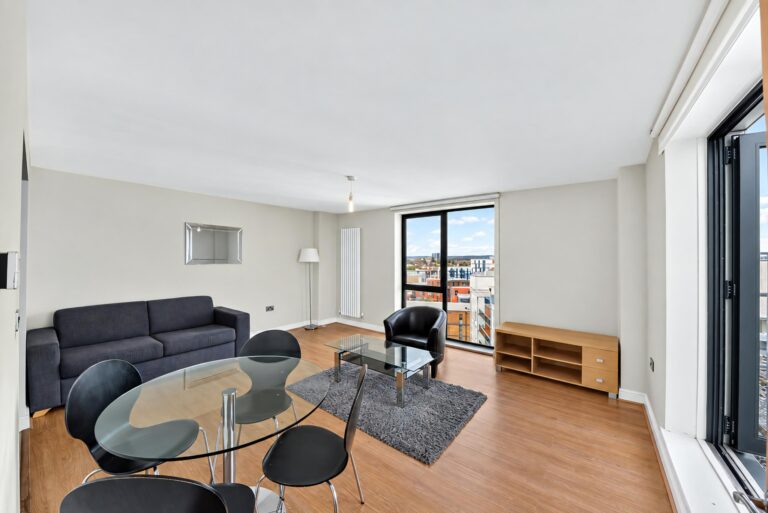 Galton Court, Colindale – 2-bedroom apartment — photo 1