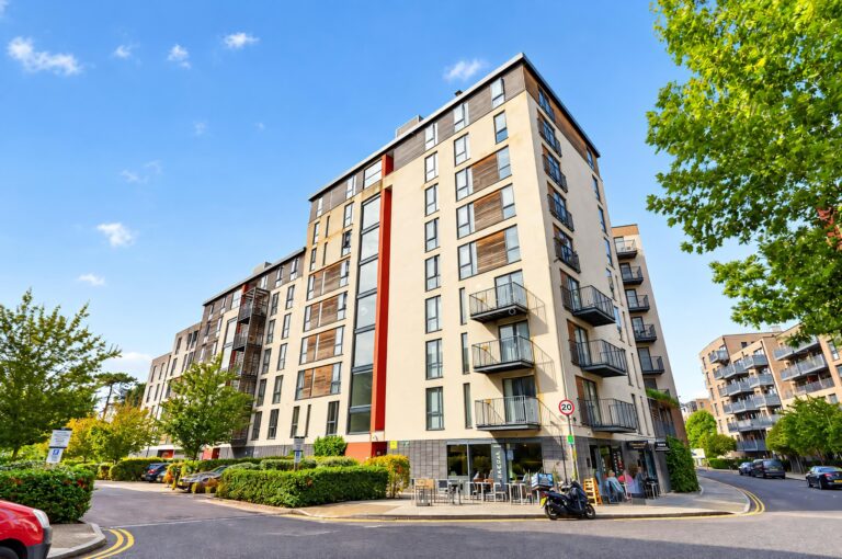 Galton Court, Colindale – 2-bedroom apartment — photo 14