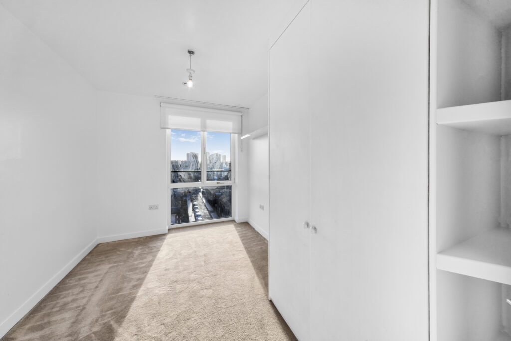 Henderson Apartments, Elephant & Castle – 2-bedroom apartment — photo 10