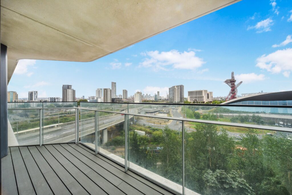 Lantana Heights, Stratford – 2-bedroom apartment — photo 4