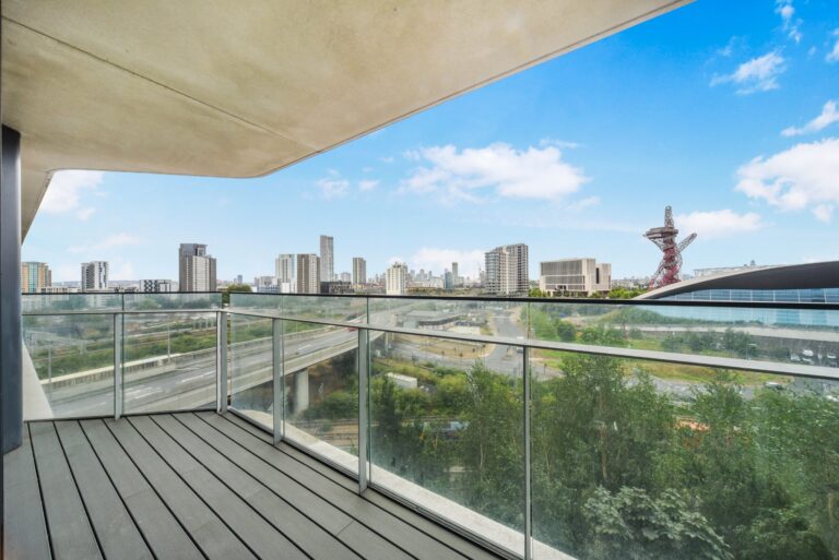 Lantana Heights, Stratford – 2-bedroom apartment — photo 4