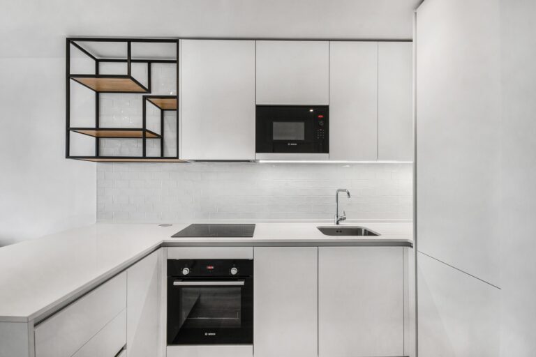 Lavey House, Grand Union, Wembley – studio apartment — photo 4