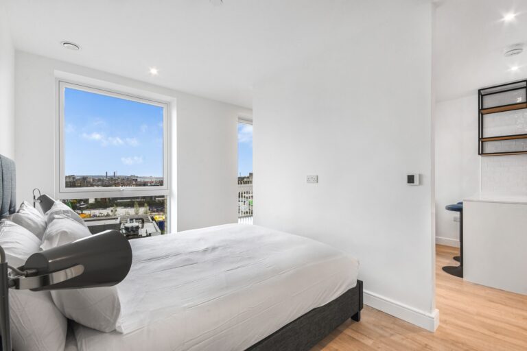 Lavey House, Grand Union, Wembley – studio apartment — photo 5