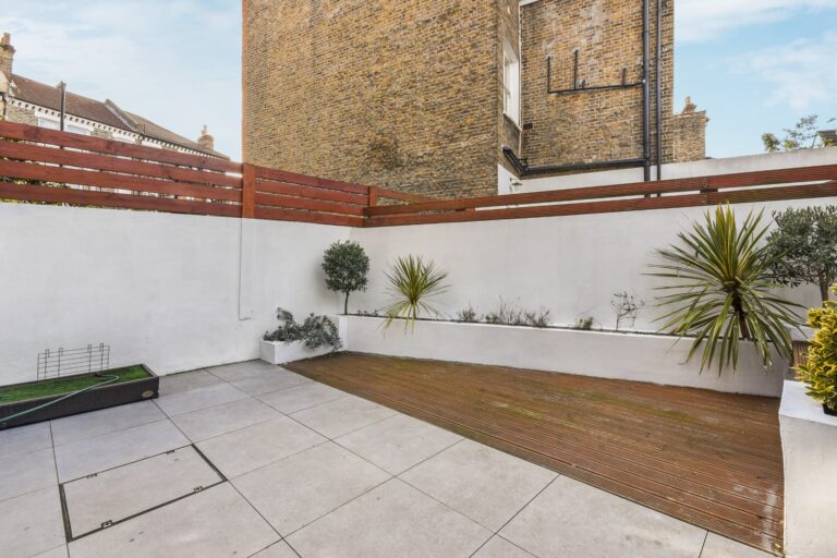 Mayflower Road, Clapham – 2-bedroom apartment — photo 5