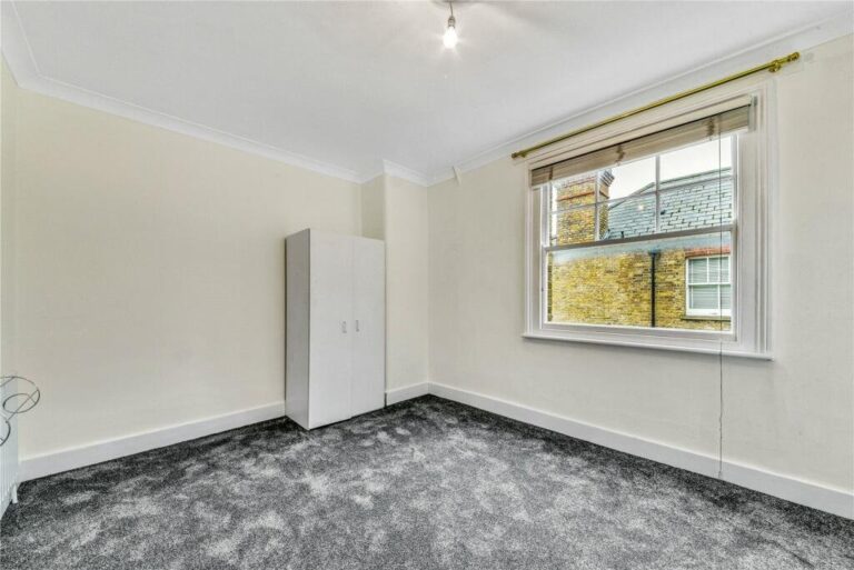 Overstrand Mansions, Battersea – 1-bedroom apartment — photo 7