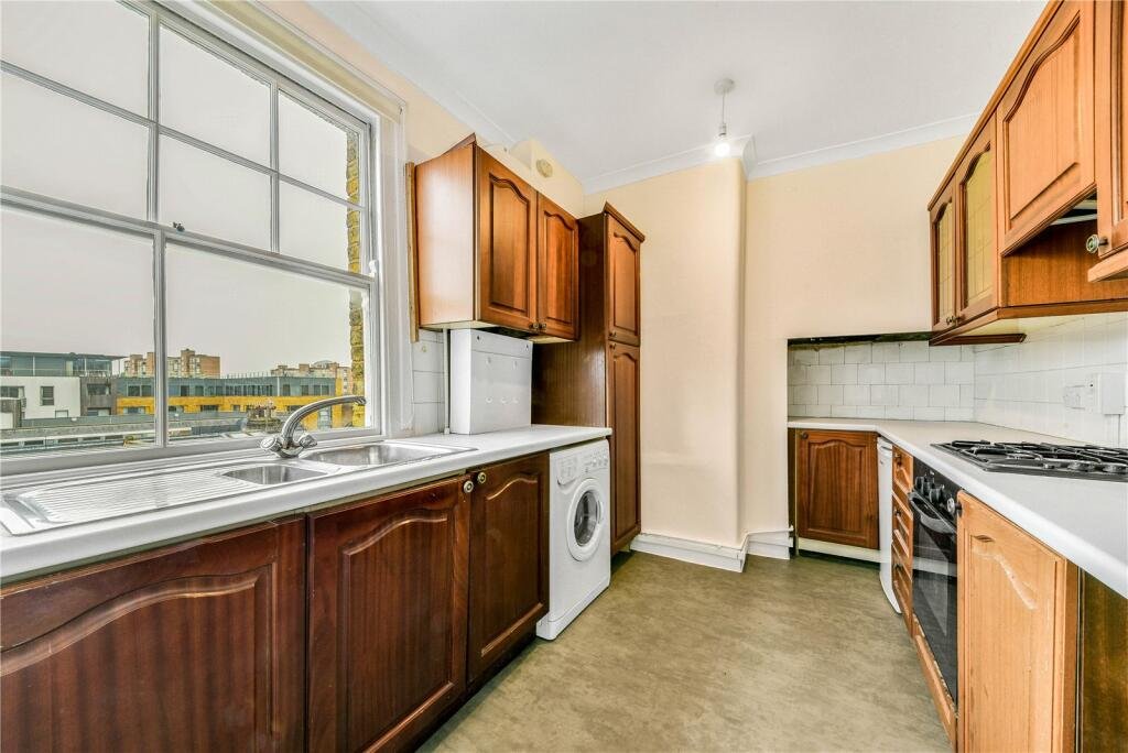 Overstrand Mansions, Battersea – 1-bedroom apartment — photo 4