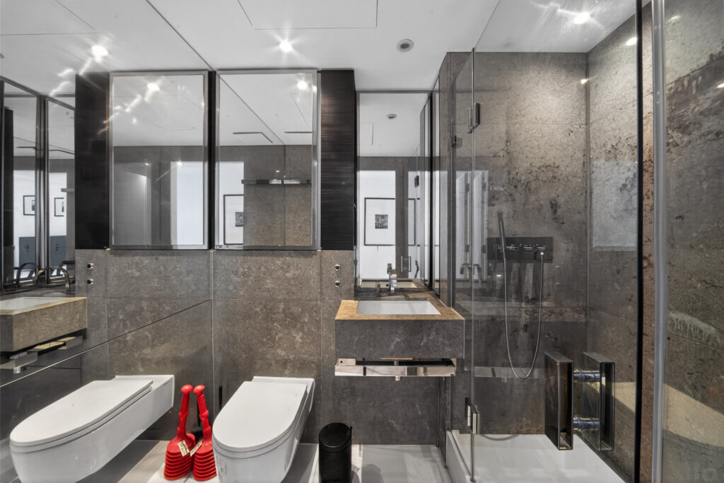 Pan Peninsula, Canary Wharf – 2-bedroom apartment — photo 12