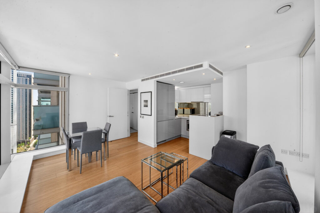 Pan Peninsula, Canary Wharf – 2-bedroom apartment — photo 3