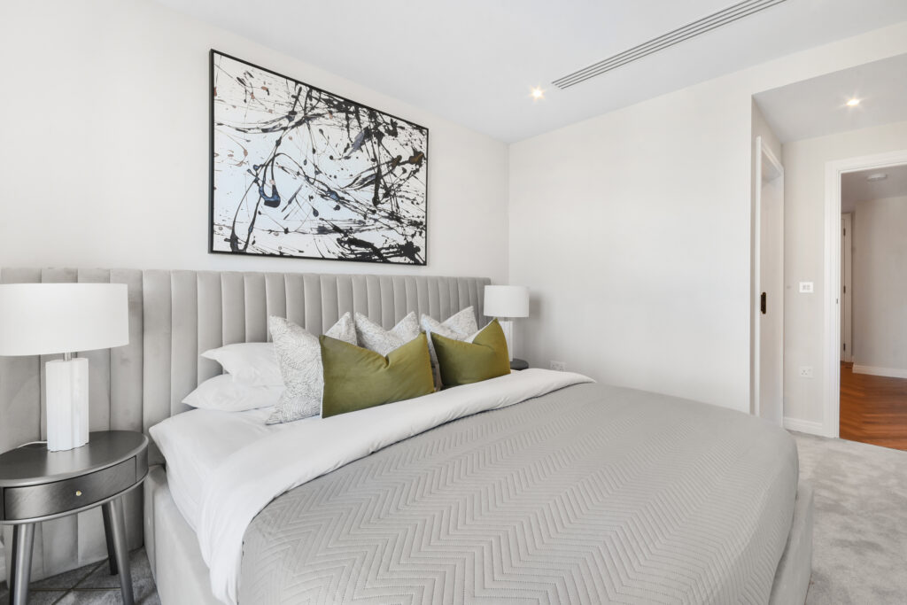 Saxon House, King’s Road Park, Fulham – 2-bedroom apartment — photo 6