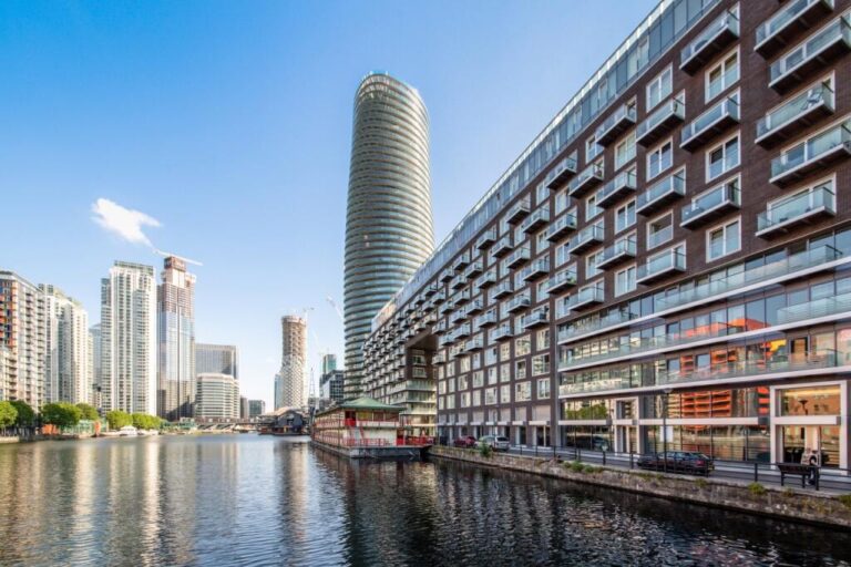 South Dockside, Canary Wharf – 2-bedroom apartment — photo 9