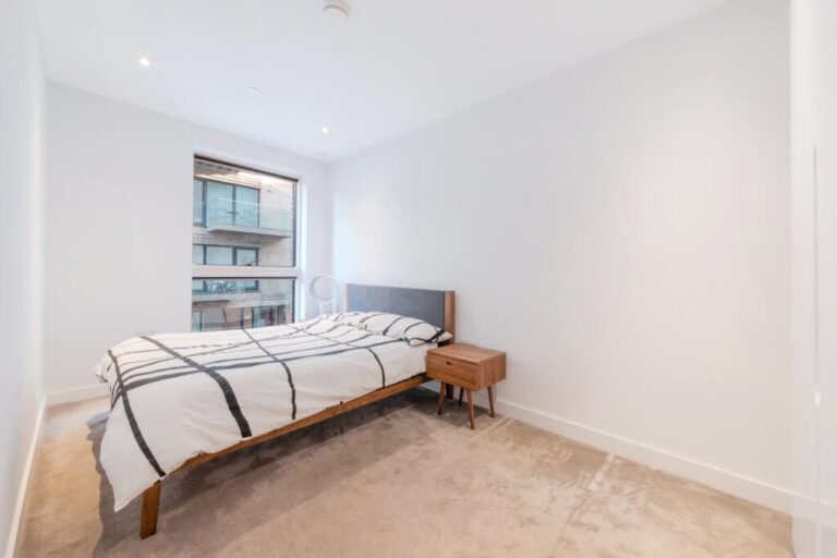 Victory Place, Elephant & Castle – 3-bedroom duplex — photo 5