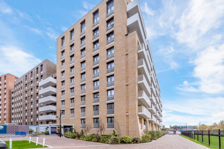 Viscount House, Park Royal – 1-bedroom apartment — photo 10